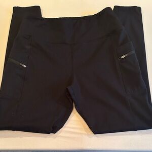 Chic Black Leggings with Zipper Accents